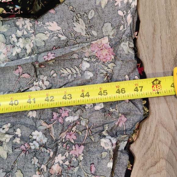 Adorable Shorts romper with Over Dress Size XS - Picture 8 of 10